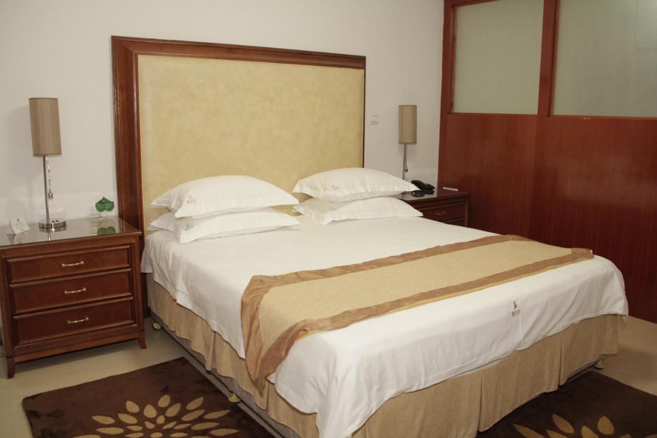 Hotel Victoria Garden Camama Zimmer foto