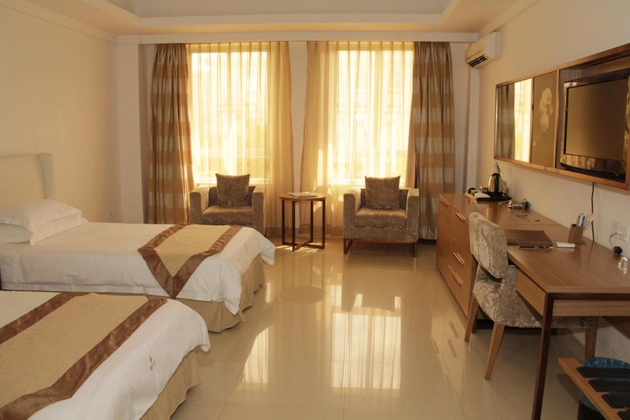 Hotel Victoria Garden Camama Zimmer foto